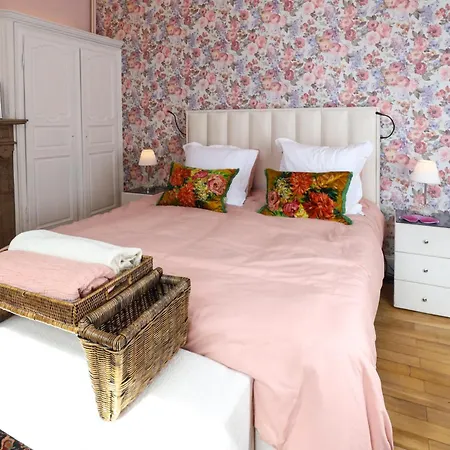 Le Jardin Des Roses Frühstückspension 3*